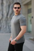 Erkek Basic Kısa Kollu Tişört resmi